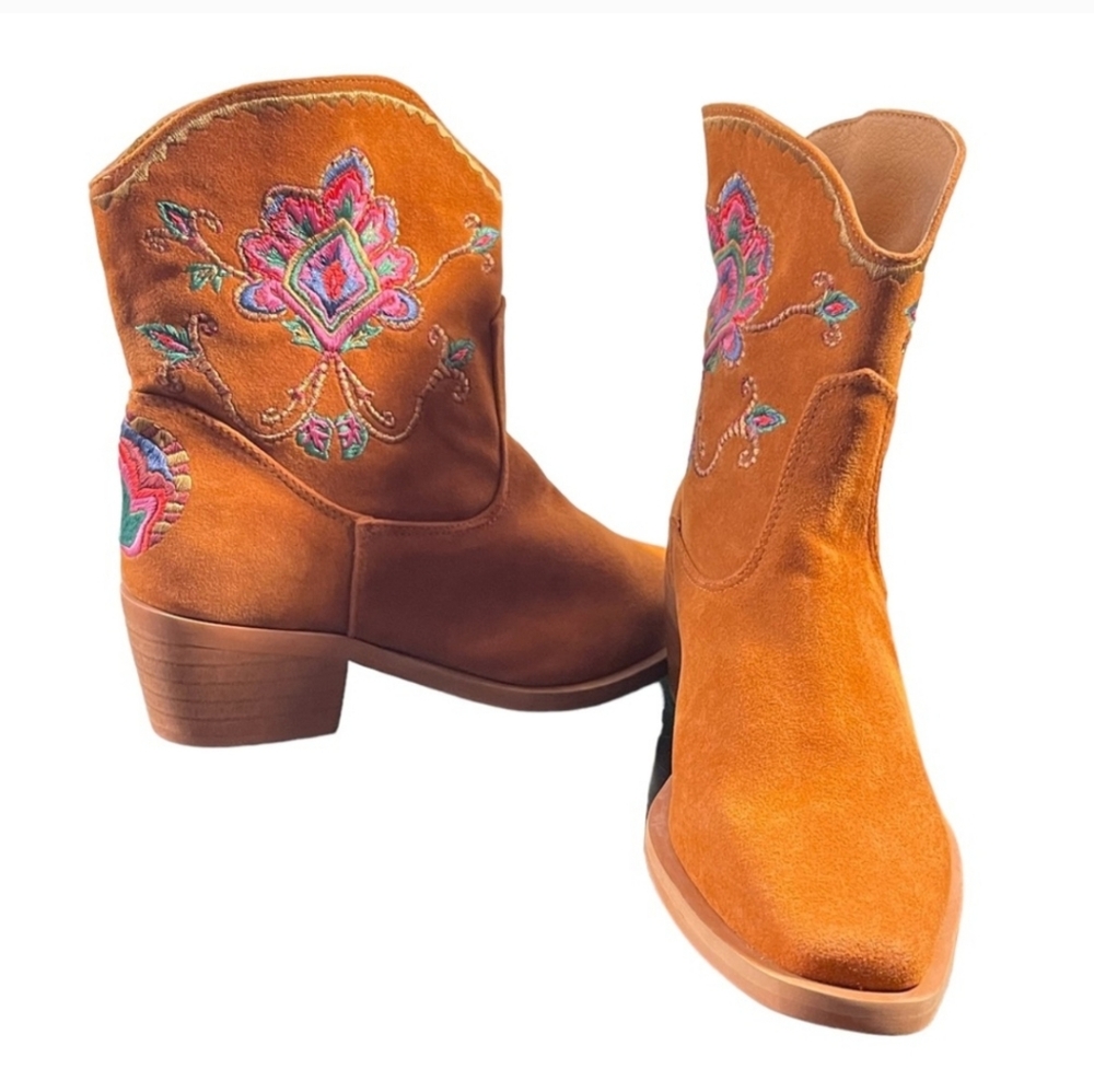 FARM RIO Boho Cowgirl Embroidered Caramel Western Ankle Boots Vegan Size 37 NIB - Picture 6 of 11